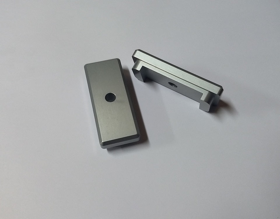 Yamaha YZF600R swingarm ends